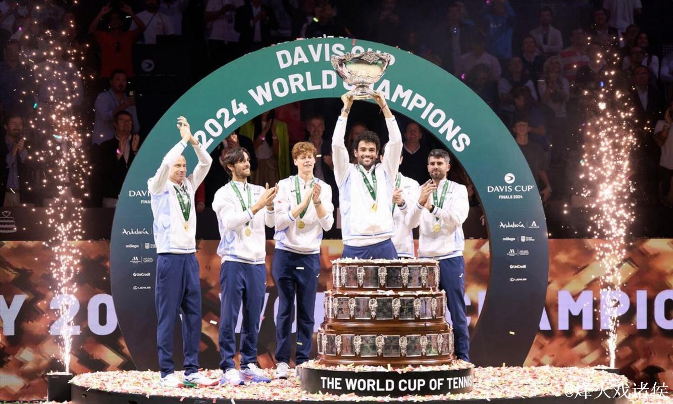 意大利队2-0击败西班牙 成就戴维斯杯三连冠辉煌 意大利队2-0击败西班牙 成就戴维斯杯三连冠辉煌